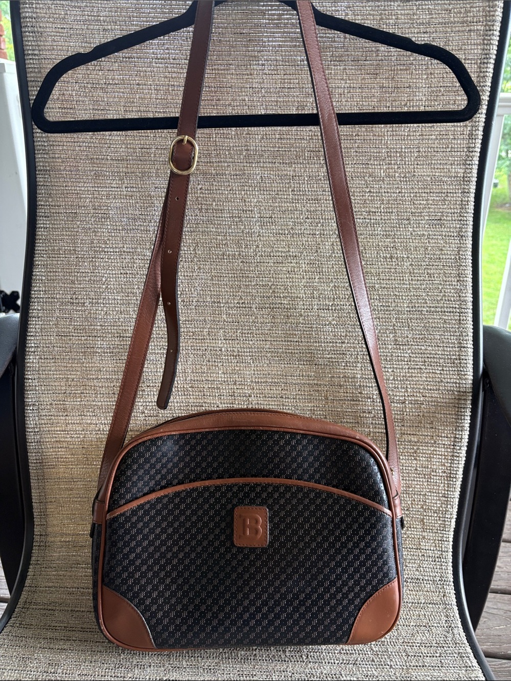 Collector’s Bally VTG Monogram Crossbody Bag Canvas Leather Brown Swiss Luxury - Picture 4 of 17